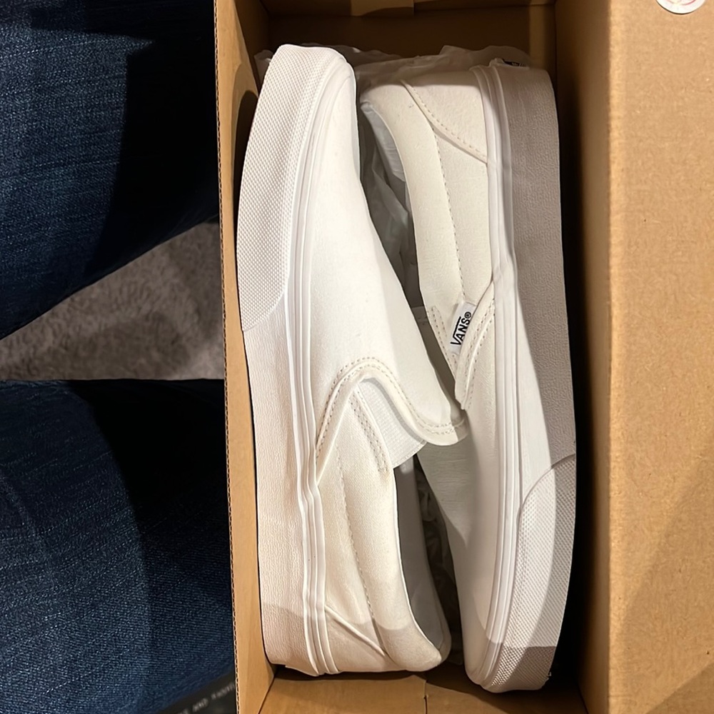 Vans Classic White Slip-Ons (NEW & UNWORN)